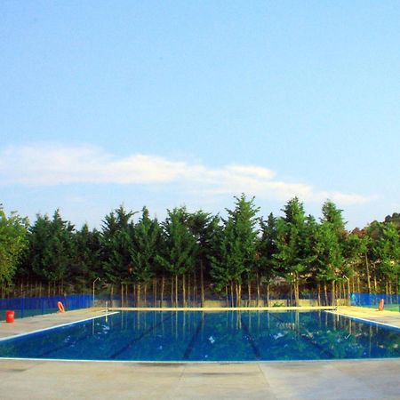 Camping Sierra De Las Nieves Yunquera Esterno foto