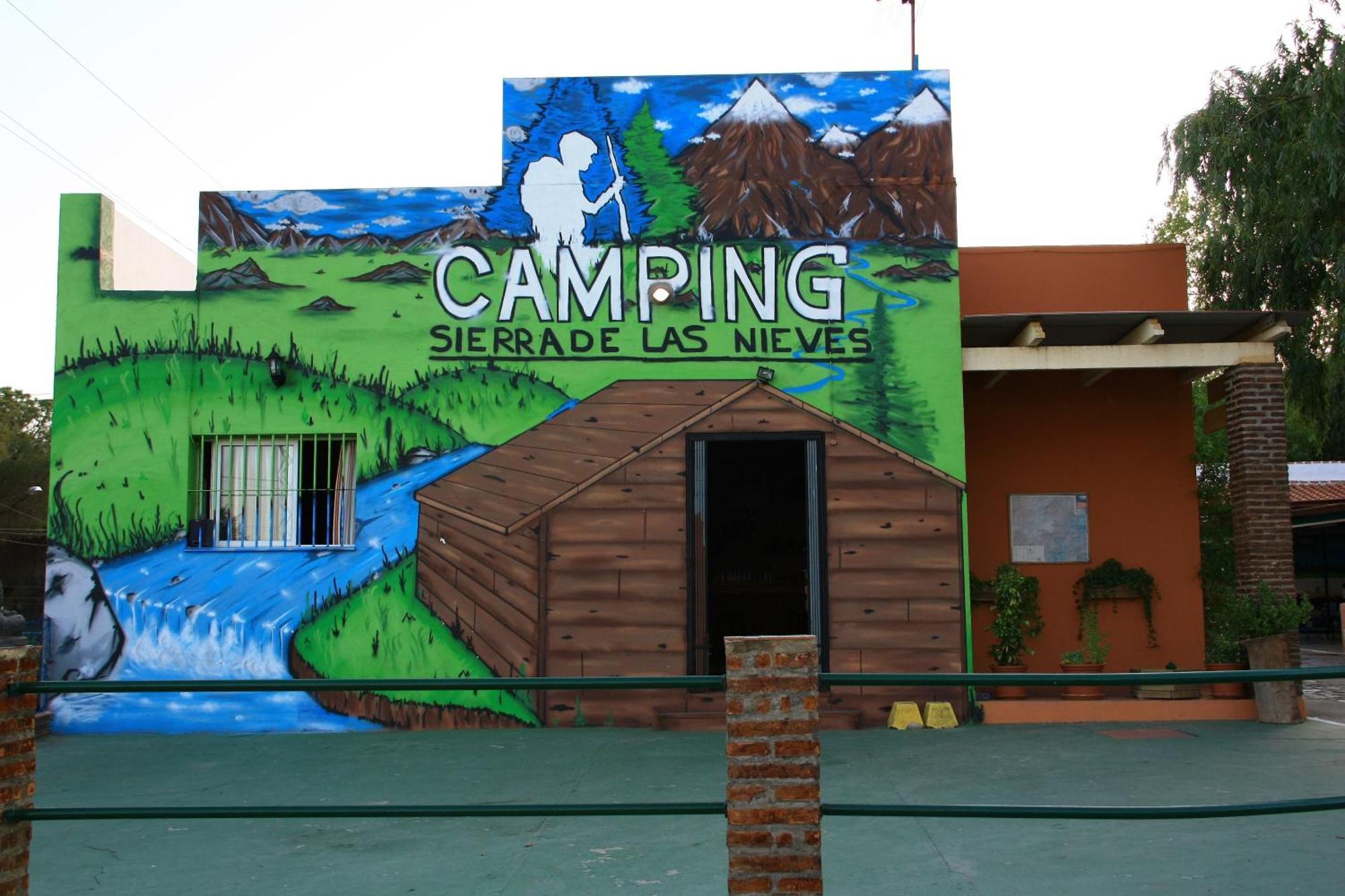 Camping Sierra De Las Nieves Yunquera Esterno foto